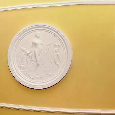 Dg Prestige Guest house 4*