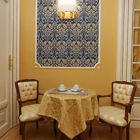 Dg Prestige Πανσιόν Ρώμη